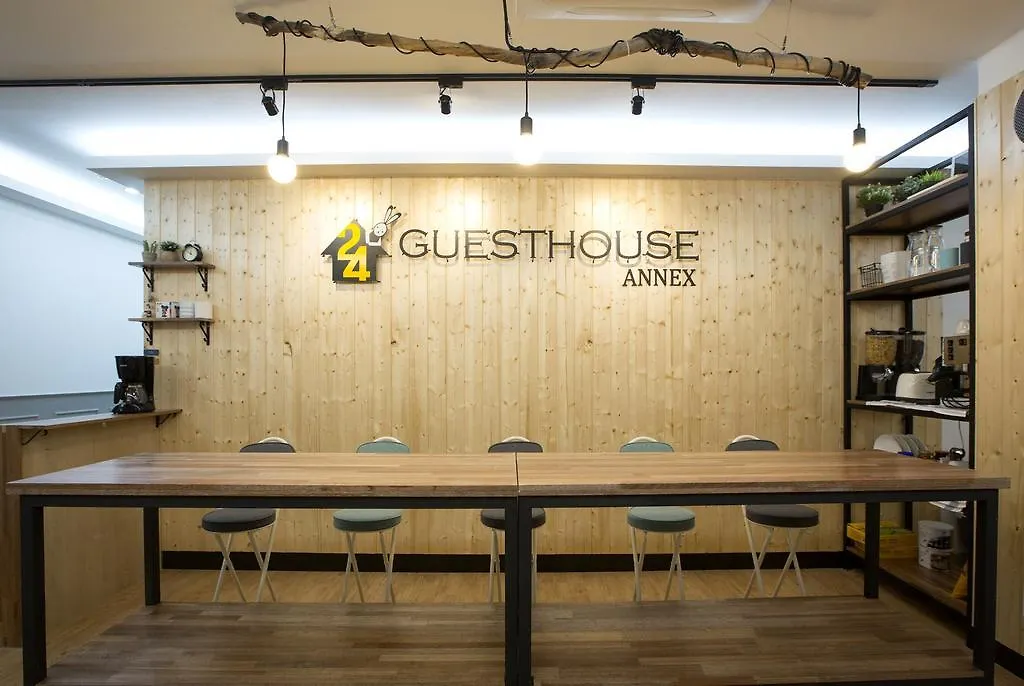 24 Guesthouse Sinchon location