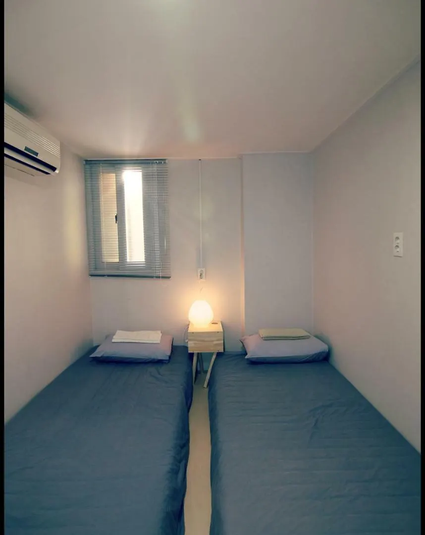 24 Guesthouse Sinchon Seoul 2*,