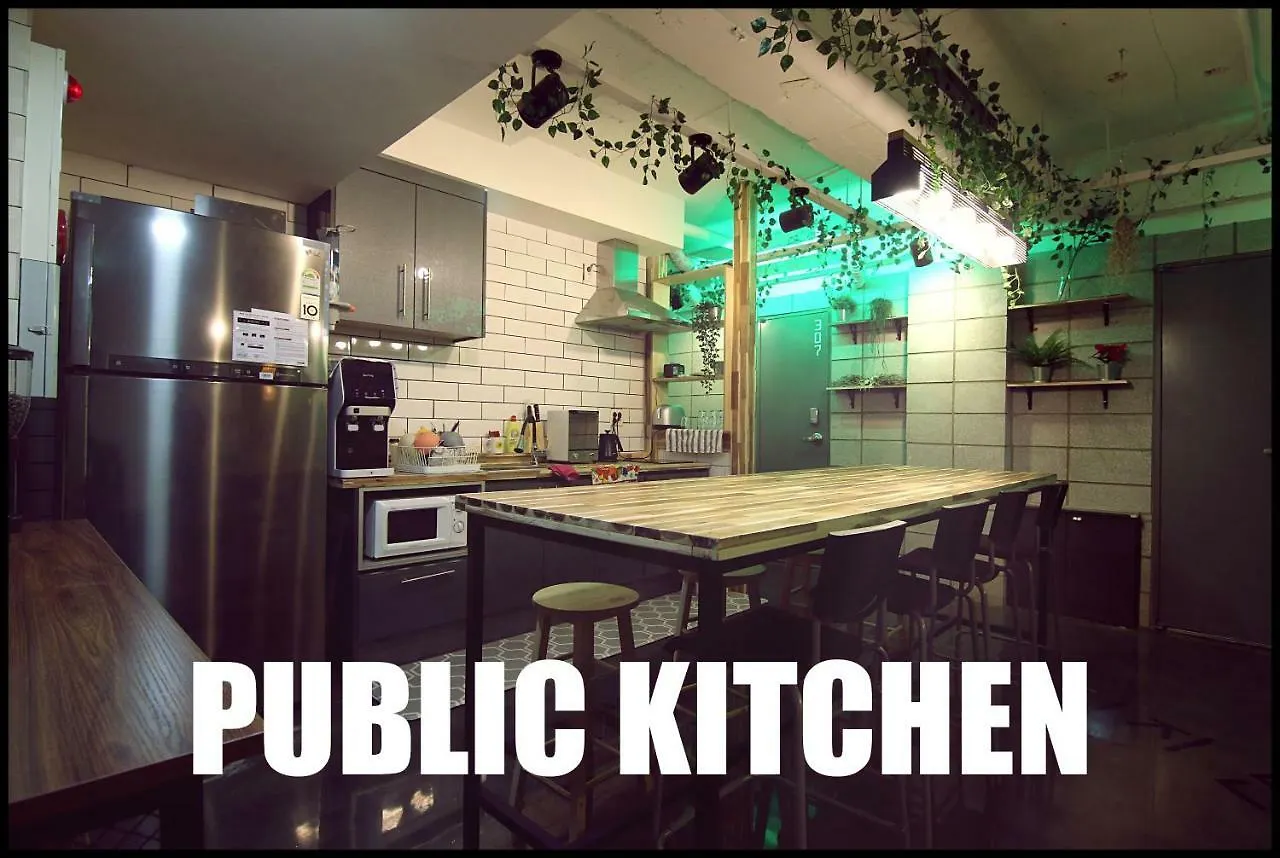 24 Guesthouse Sinchon Seoul Gasthof